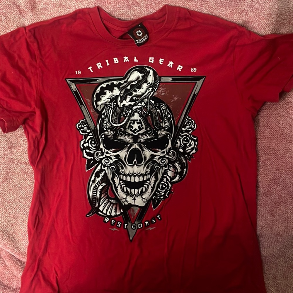 Tribal Gear velvet tee